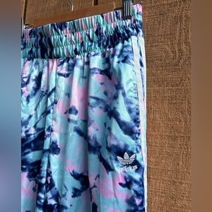 Adidas NWOT retro wide leg track pants size S